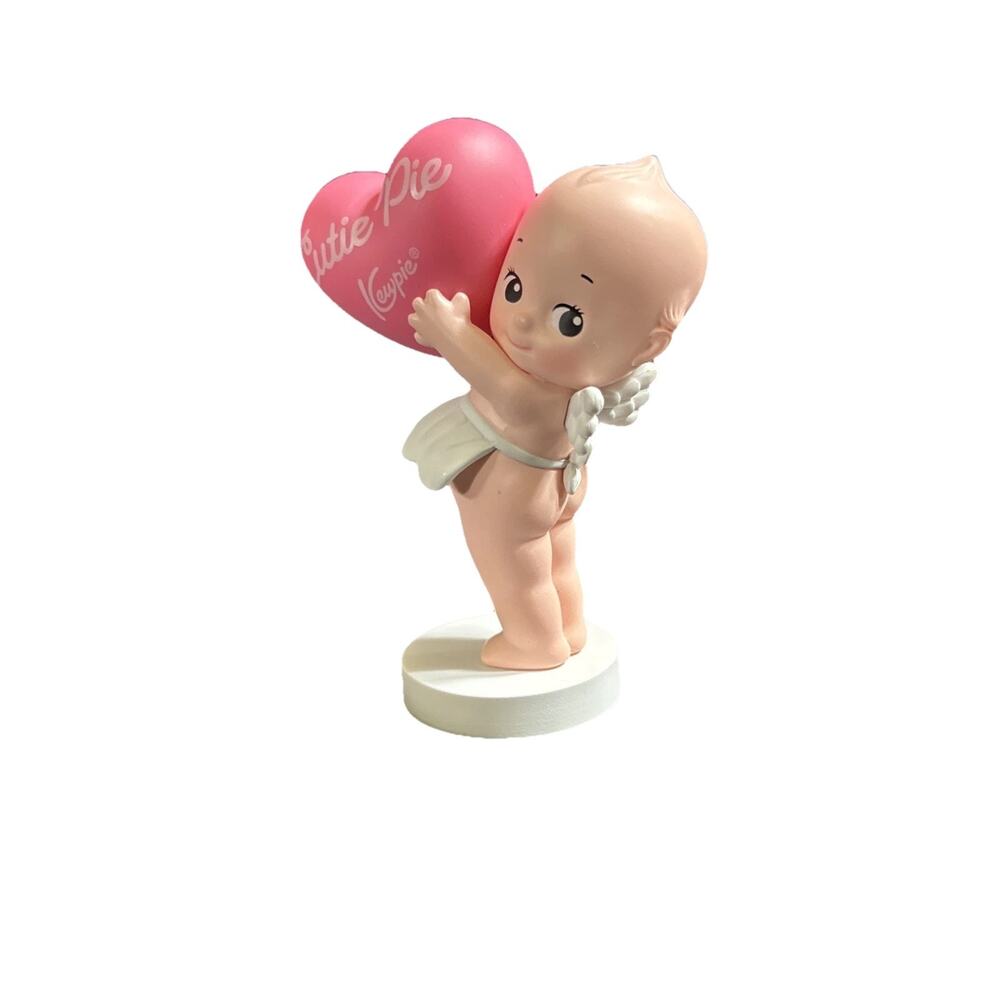 Smoko Kewpie Cuttie Pie: Kewpie Holds A Heart Figurine 3” Tall